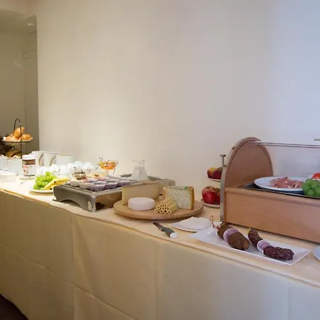 Sonnegg Hotel 3*